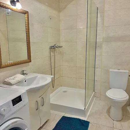 Acqua Vista 80 Summerland * Mamaia
