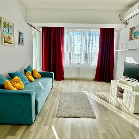 Апартаменты Acqua Vista 80 Summerland Мамая
