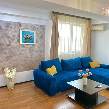 Acqua Vista 80 Summerland