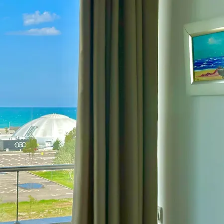 Апартаменты Acqua Vista 80 Summerland Мамая